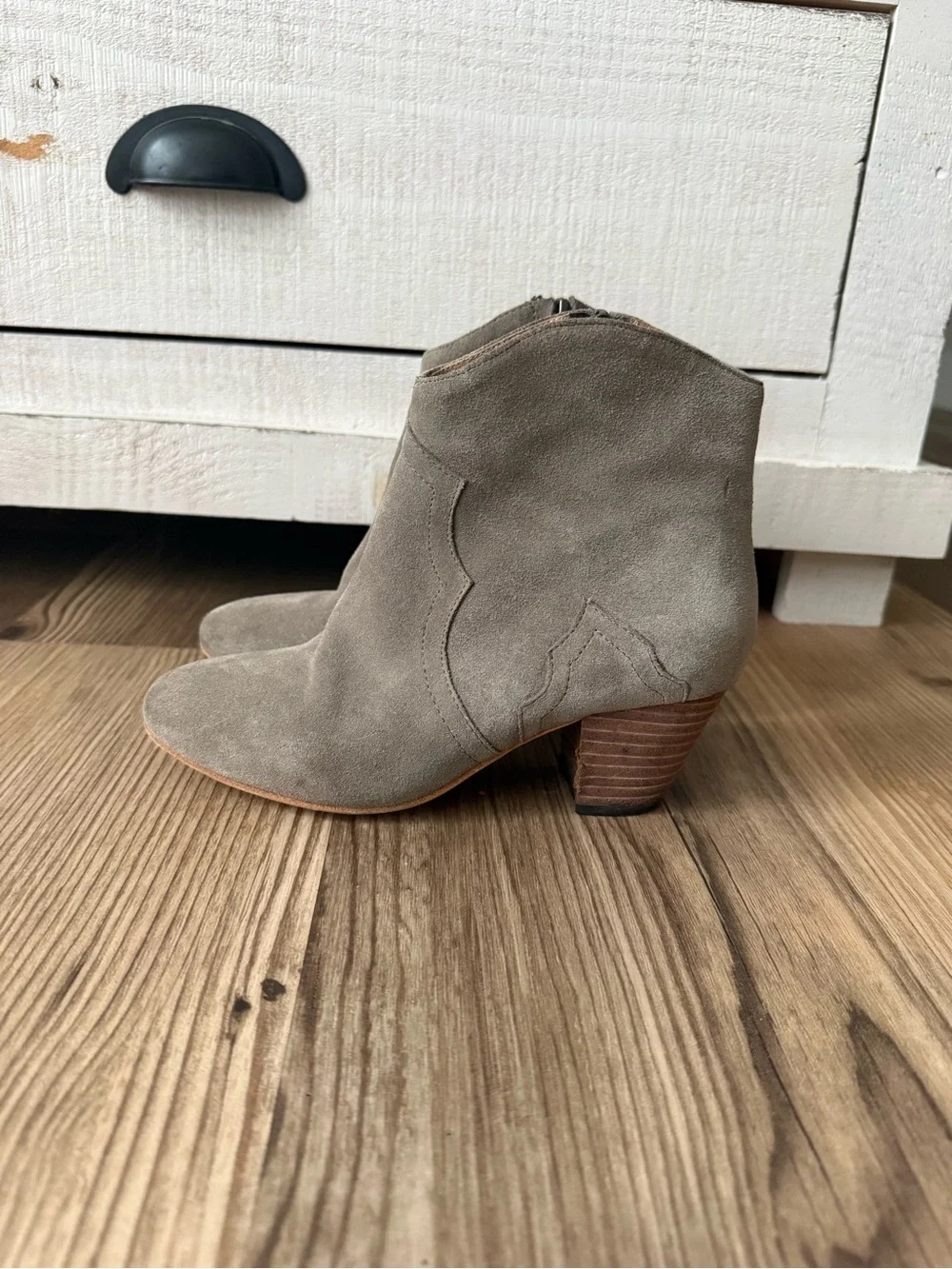 Isabel Marant Dickers Grey Suede Ankle Booties Stacked Heel EU 35 Boho Western